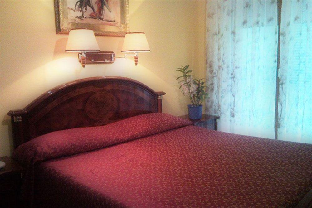 Hotel Cavour Sorrento Exteriör bild
